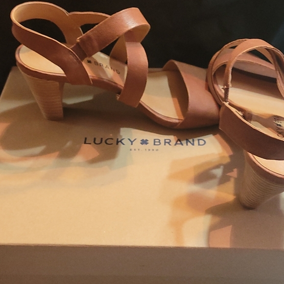 Lucky Brand sandals - Picture 4 of 5